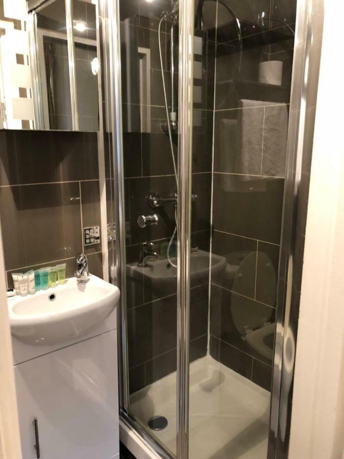Tourian Lounge Hotel Лондон Екстер'єр фото